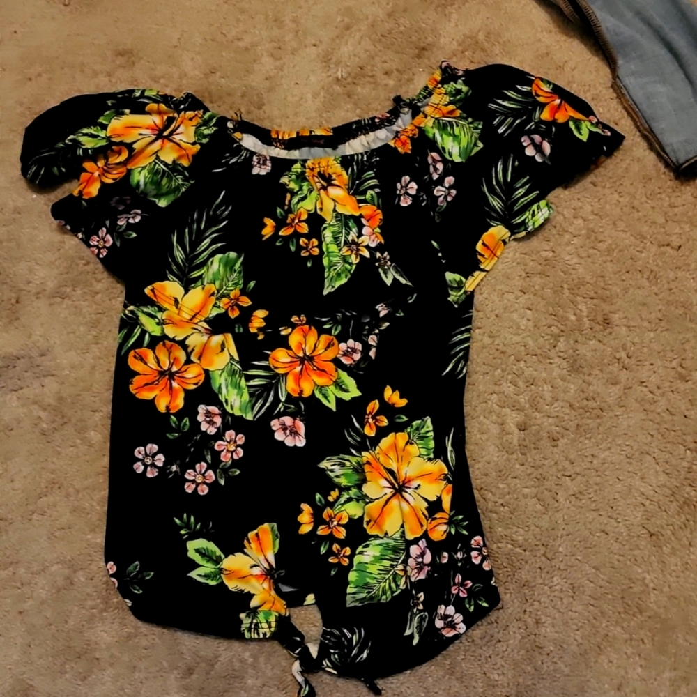 Women tops